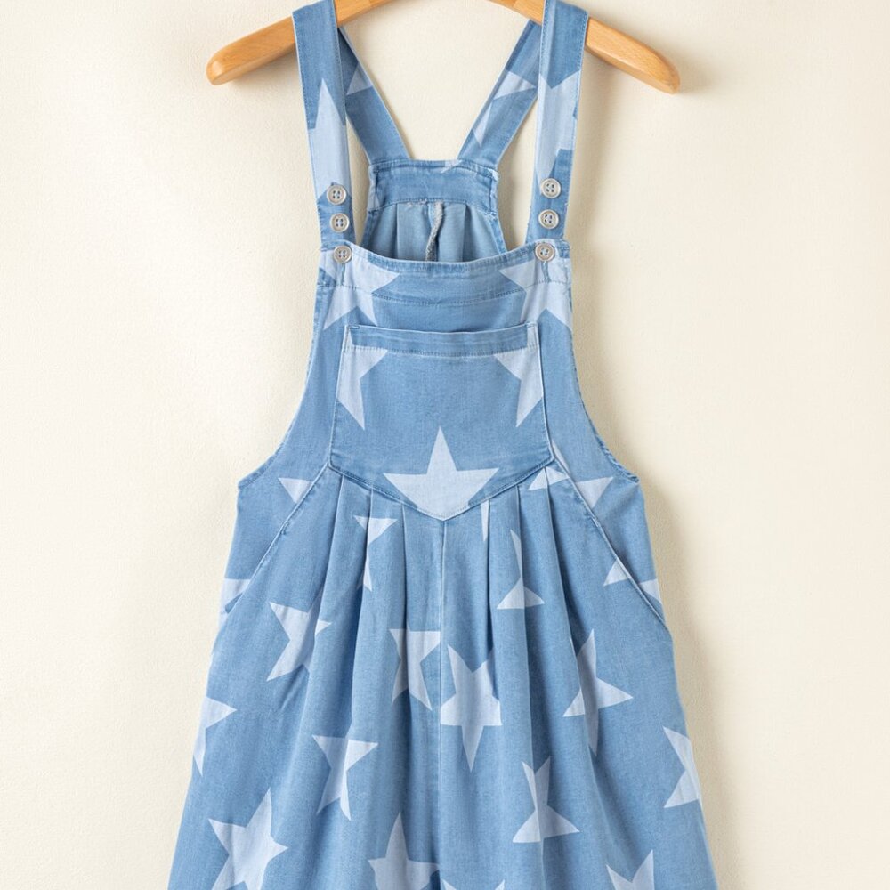 B244 Light Blue Star Printed Buttoned Straps Pocketed Denim Romper - Picture 6 of 14